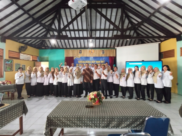 SOSIALISASI KSP DAN RKT DI SMP NEGERI 2 AMBARAWA: UPAYA PENINGKATAN KUALITAS PENDIDIKAN DAN TRANSPARANSI SEKOLAH